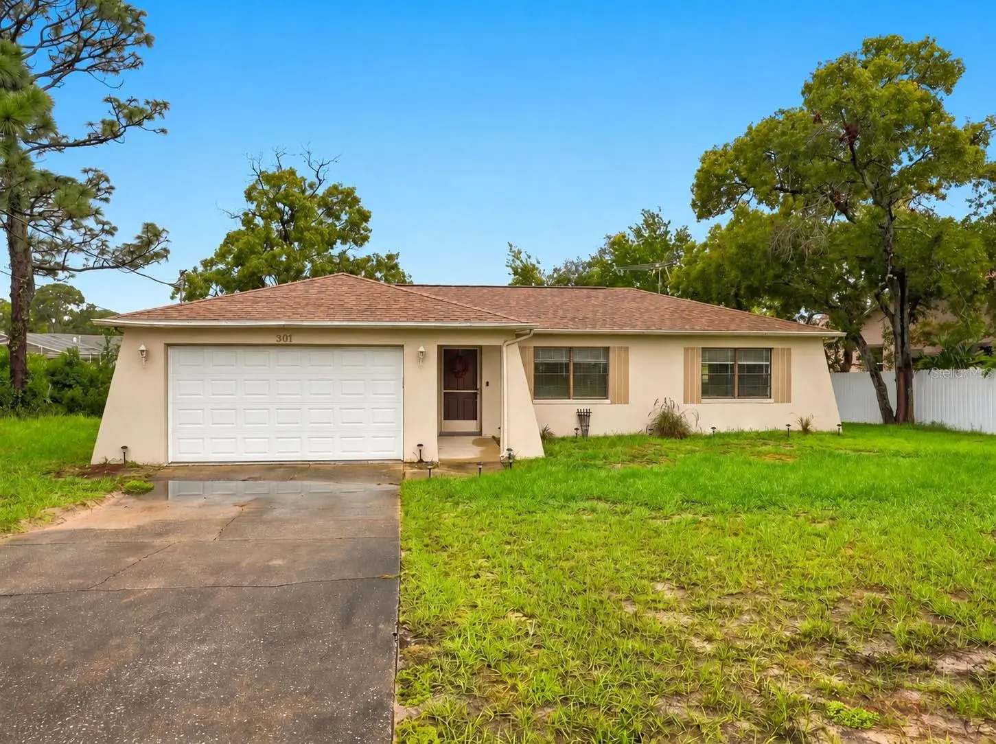 301 Killinger Avenue, FL