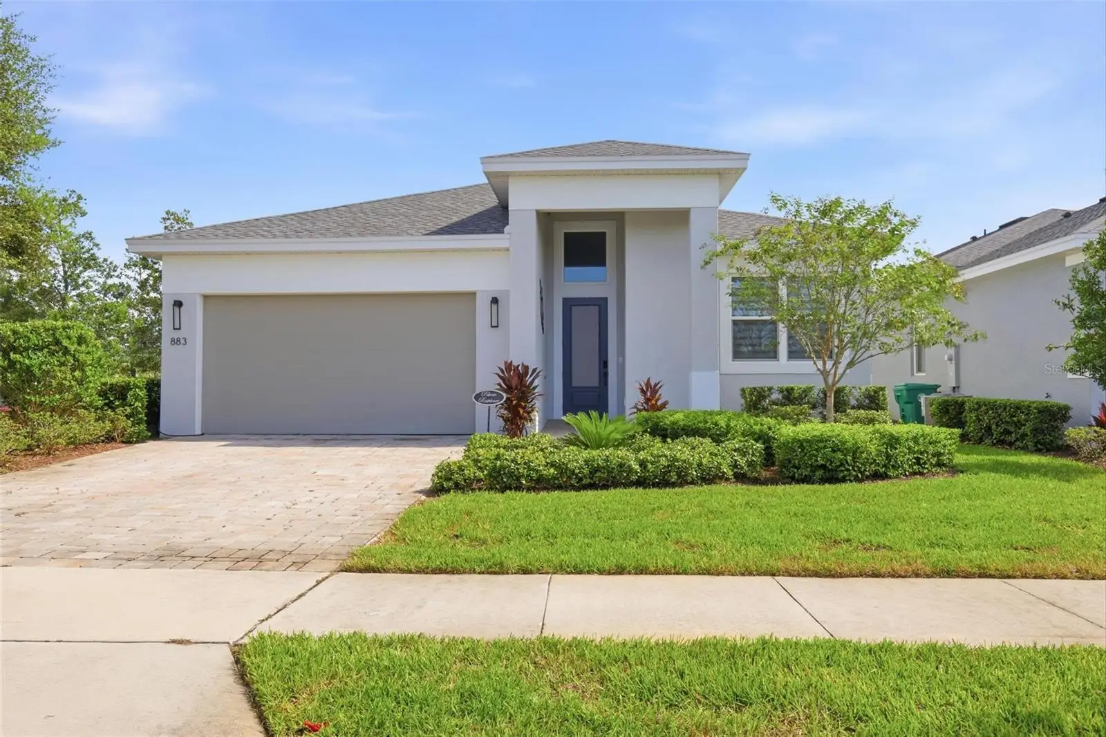 883 Lake Hill Way, FL