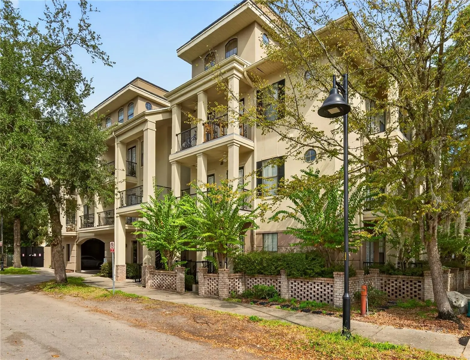 1418 3rd Avenue, FL