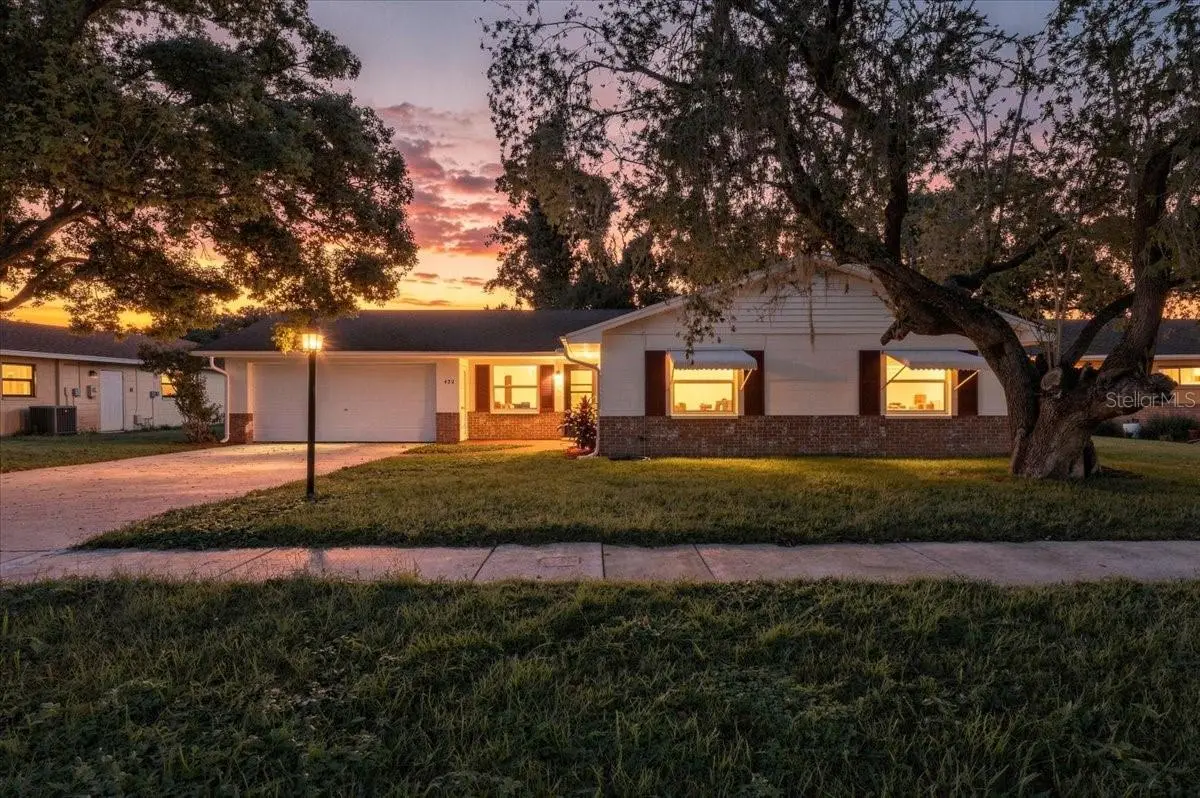 422 Duchess Drive, FL