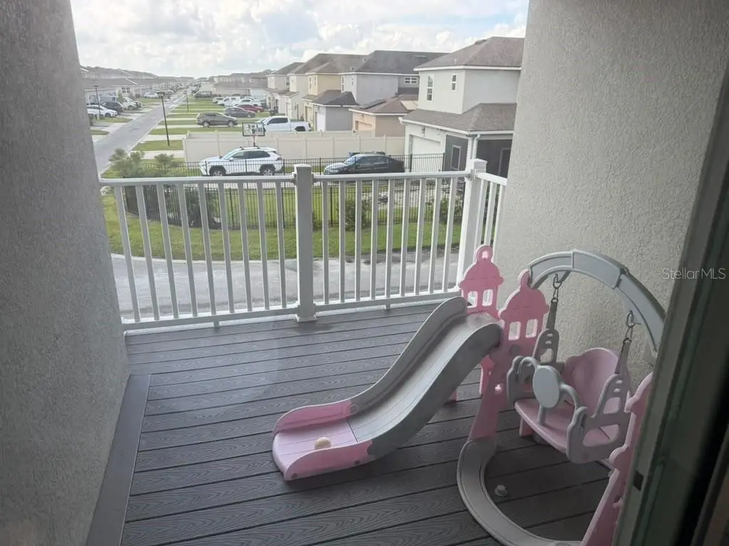 2613 Play Hard Alley, FL