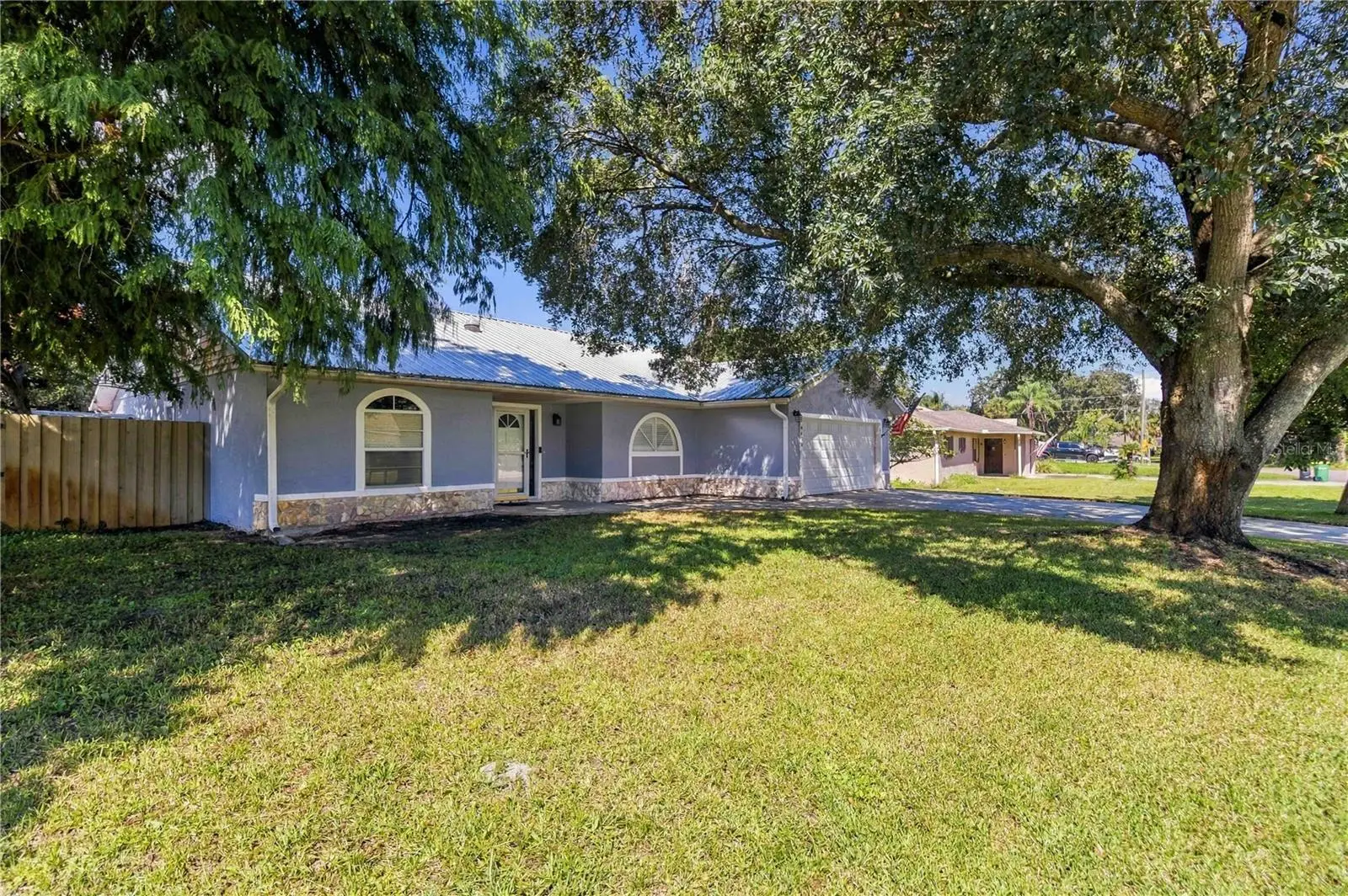 4420 Ponds Drive, FL