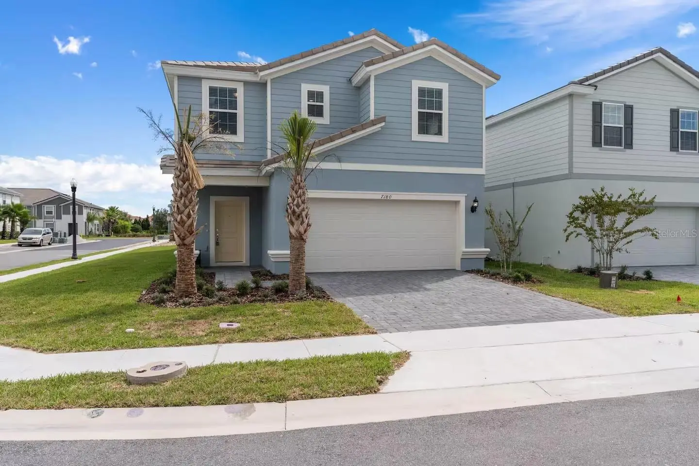 7180 Oakmoss Loop, FL