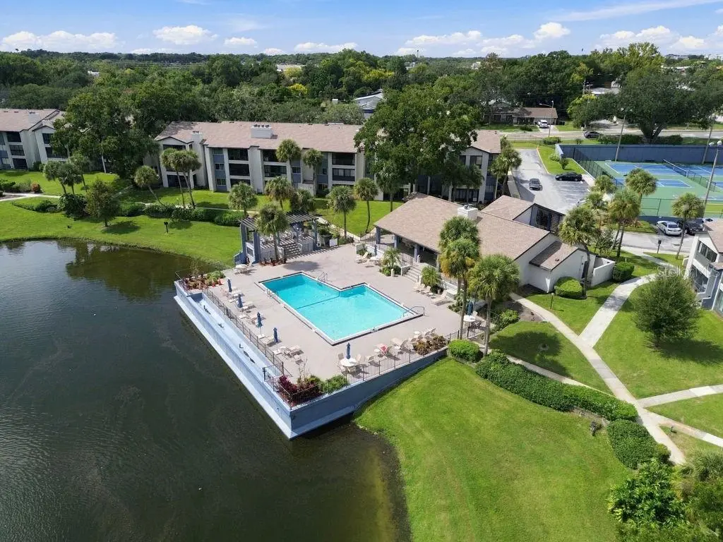 12 Escondido Circle, FL