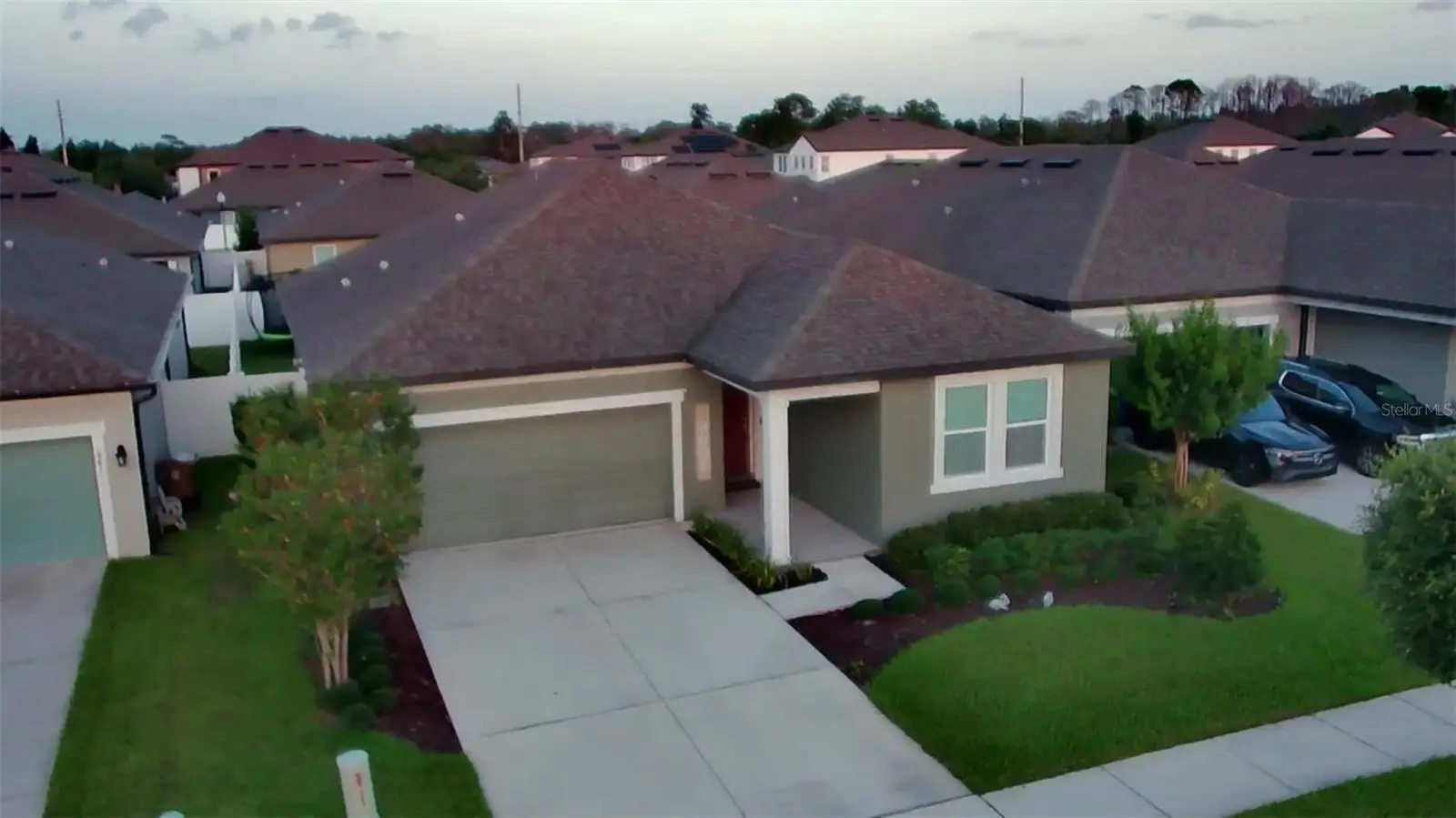 931 Livestock Loop, FL