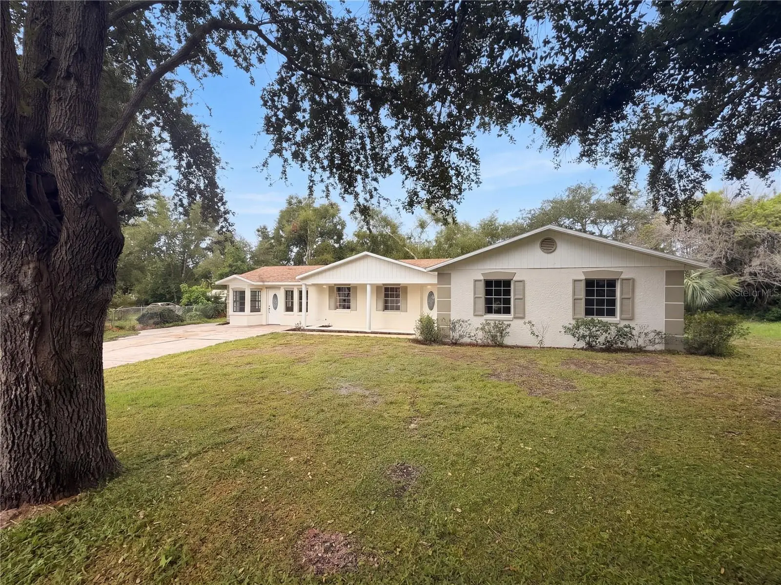 2303 Swan Court, FL