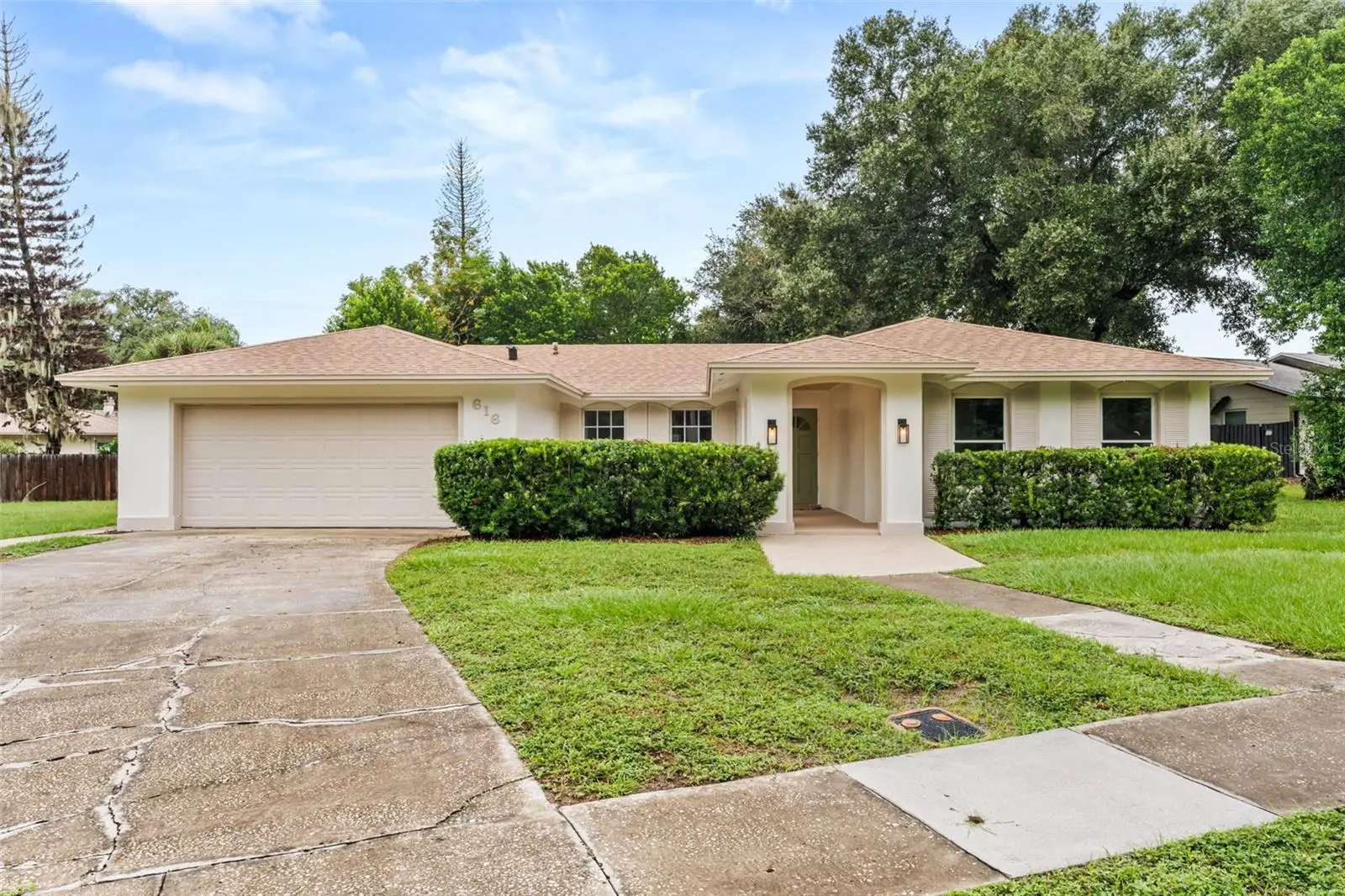 616 Lake Howell Road, FL