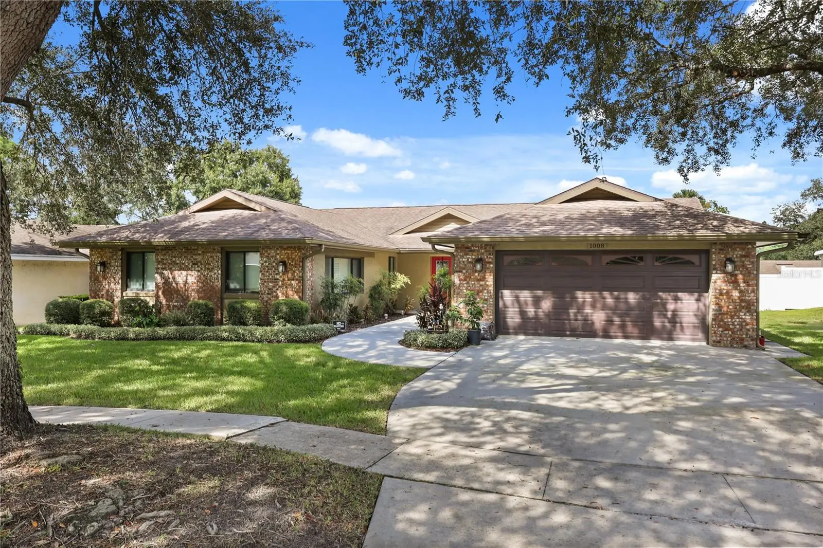 1008 Forest Circle, FL