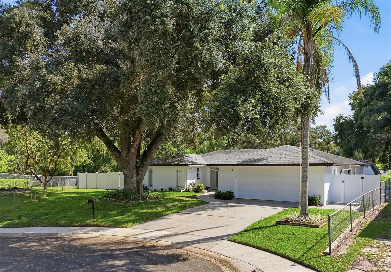 330 Sabinal Street, FL