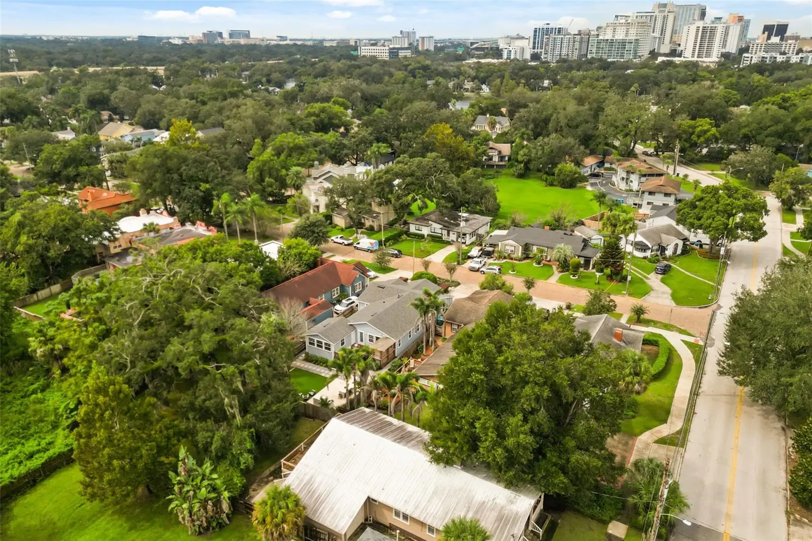 11 Lawsona Boulevard, FL