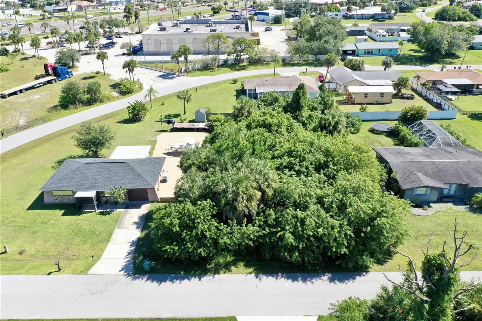 581 Spruce Street, FL