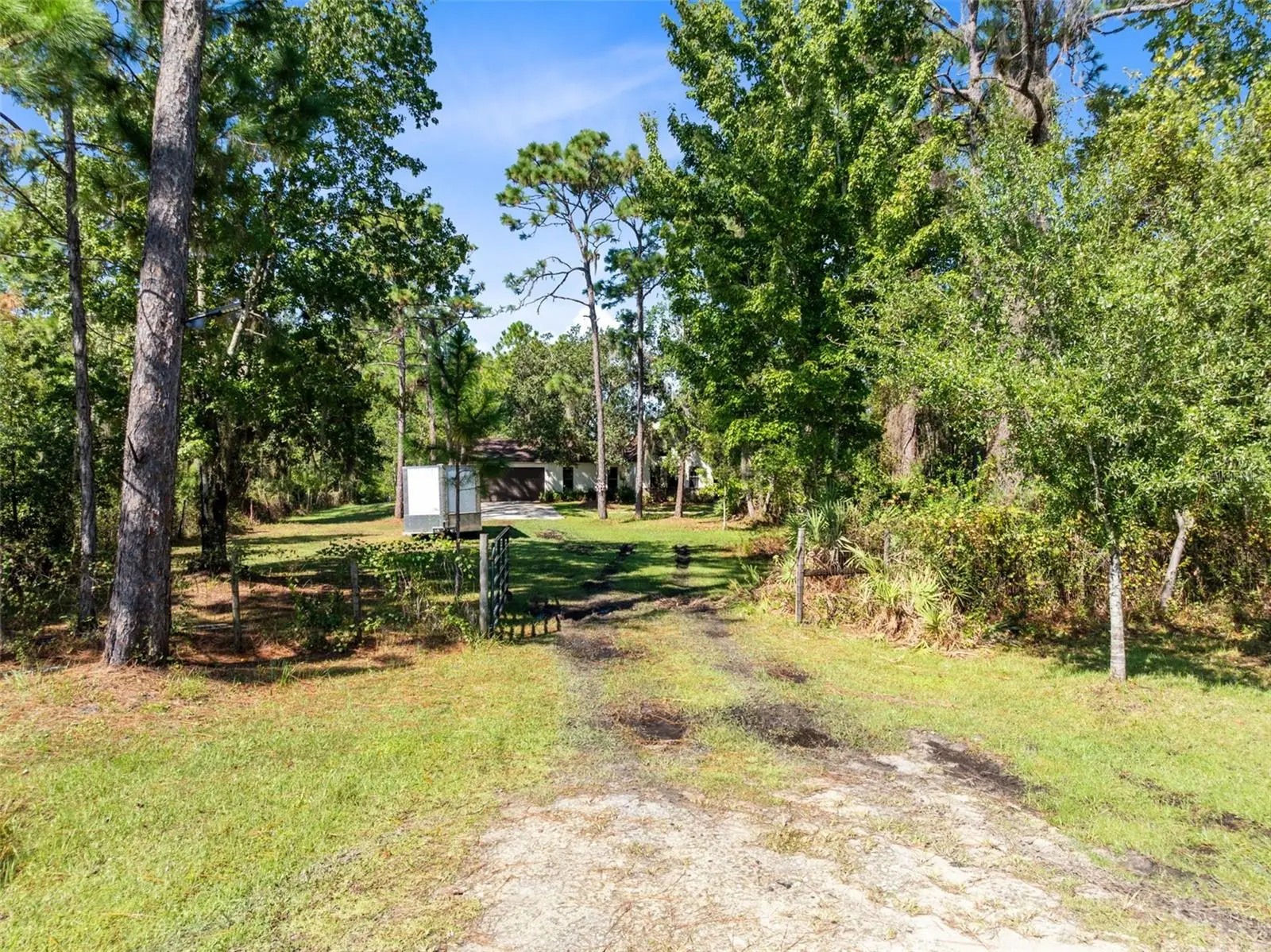 2350 Bronco Drive, FL