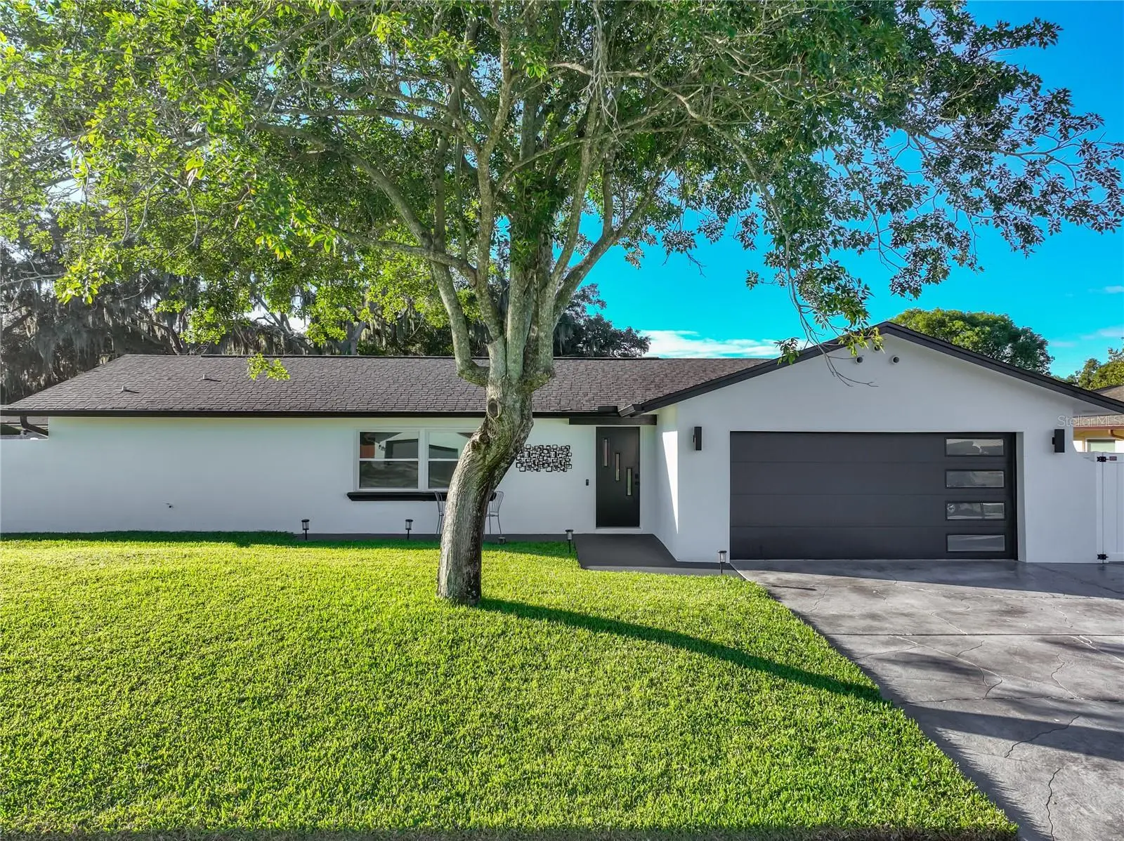 7536 Village Green Drive, FL