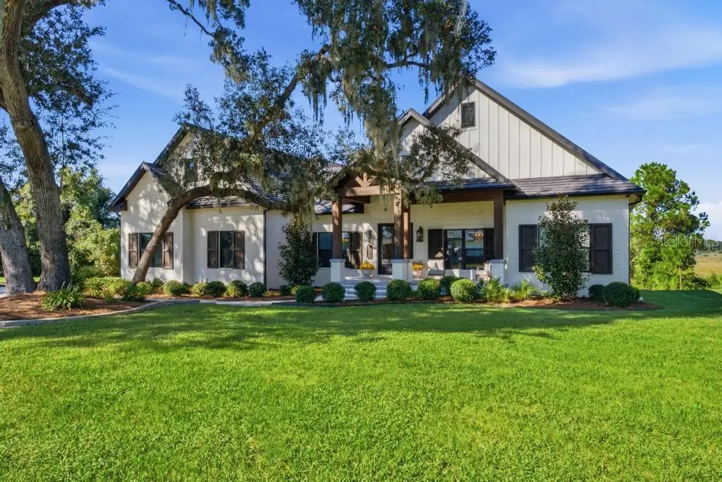 467 Long And Winding Road, FL