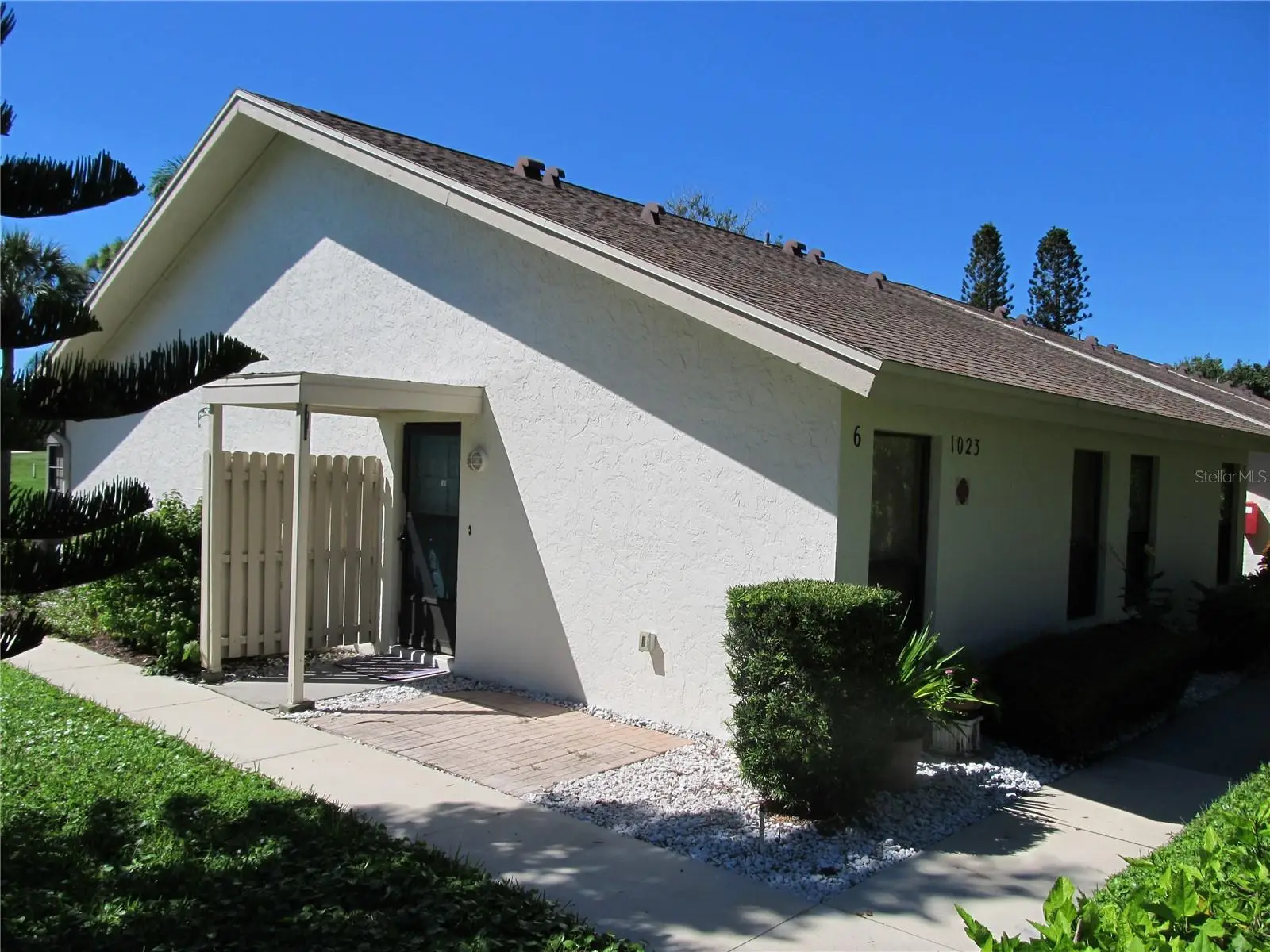 1023 Capri Isles Boulevard, FL