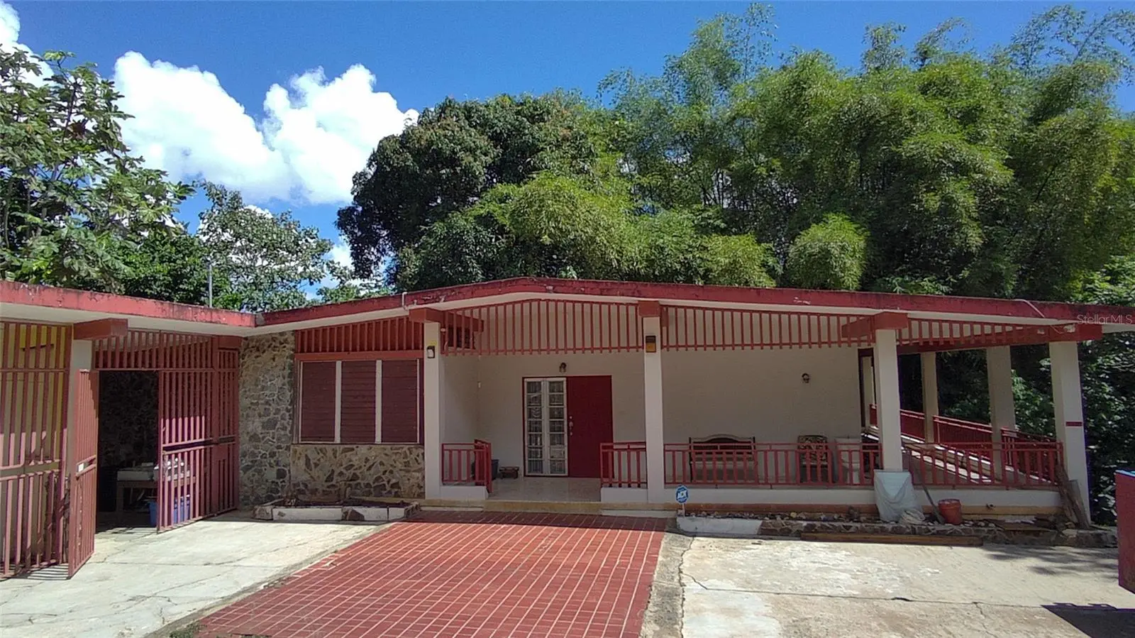 X 176 Road Clle Cuatro Calles, PR