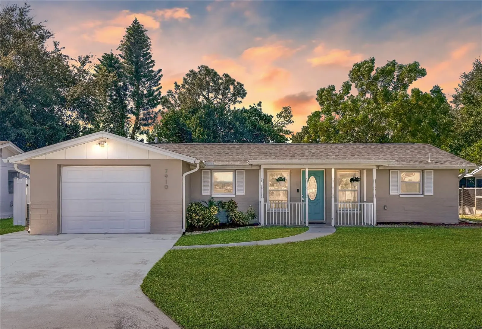 7910 Ilex Drive, FL