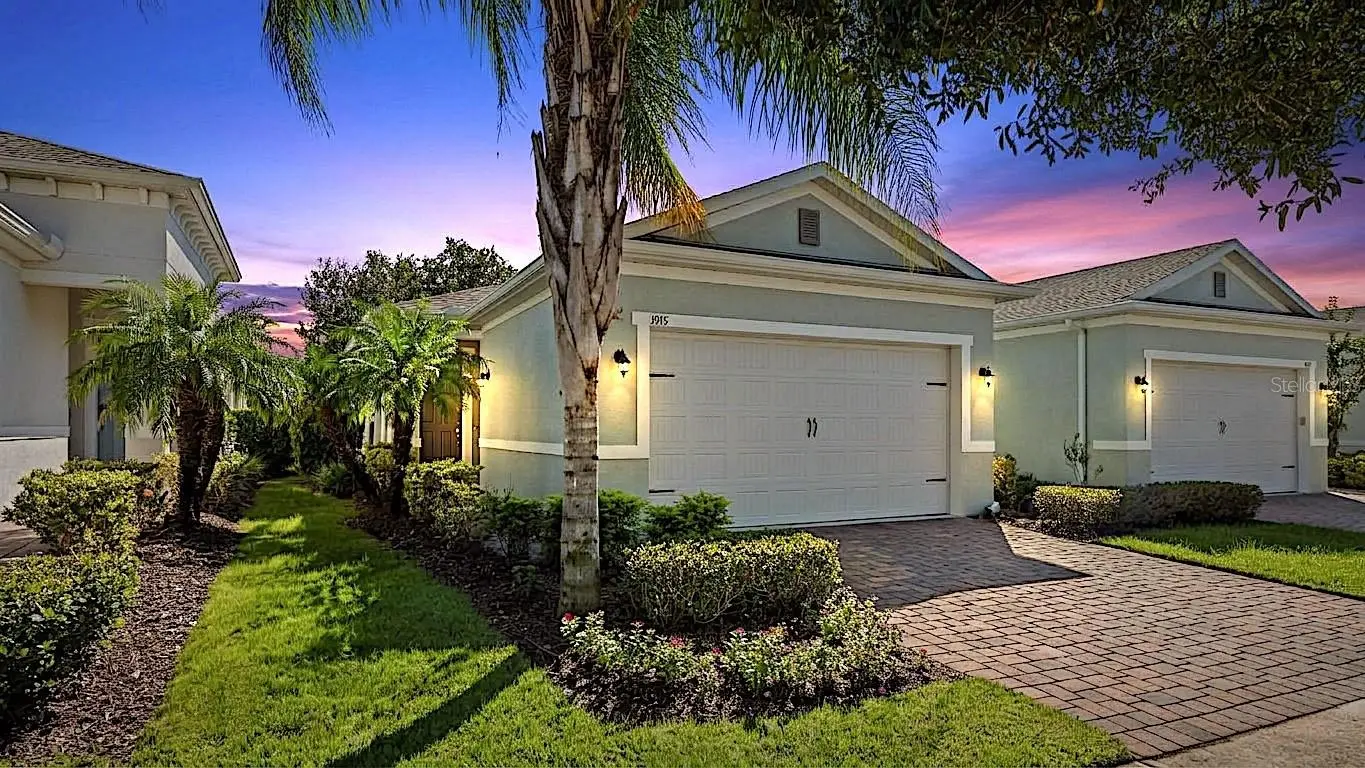 1915 Flora Pass Place, FL