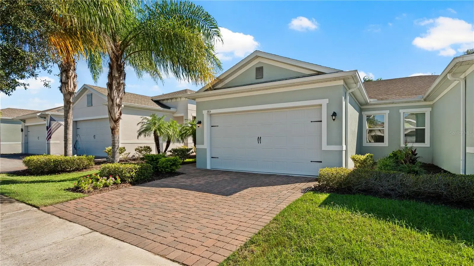 1915 Flora Pass Place, FL
