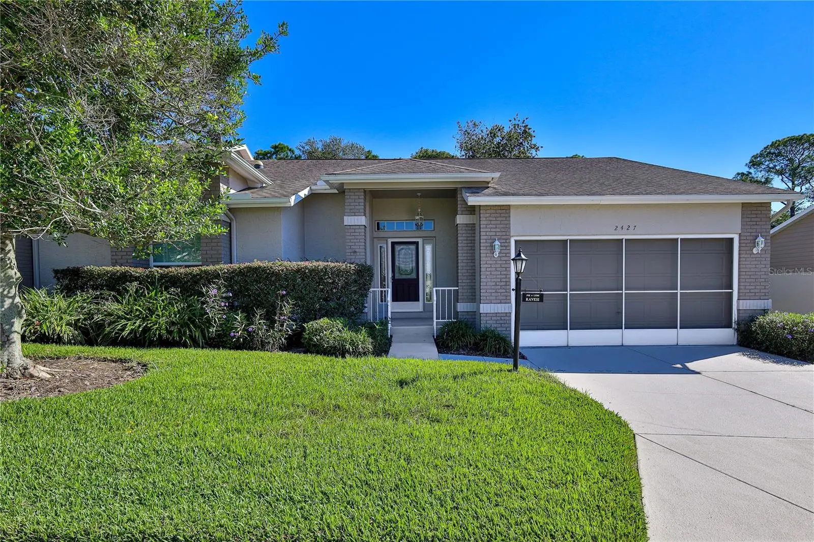 2427 Hidden Trail Drive, FL