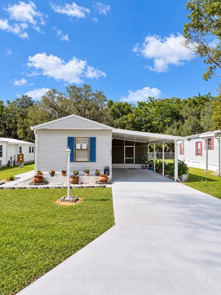 232 Camphor Loop, FL