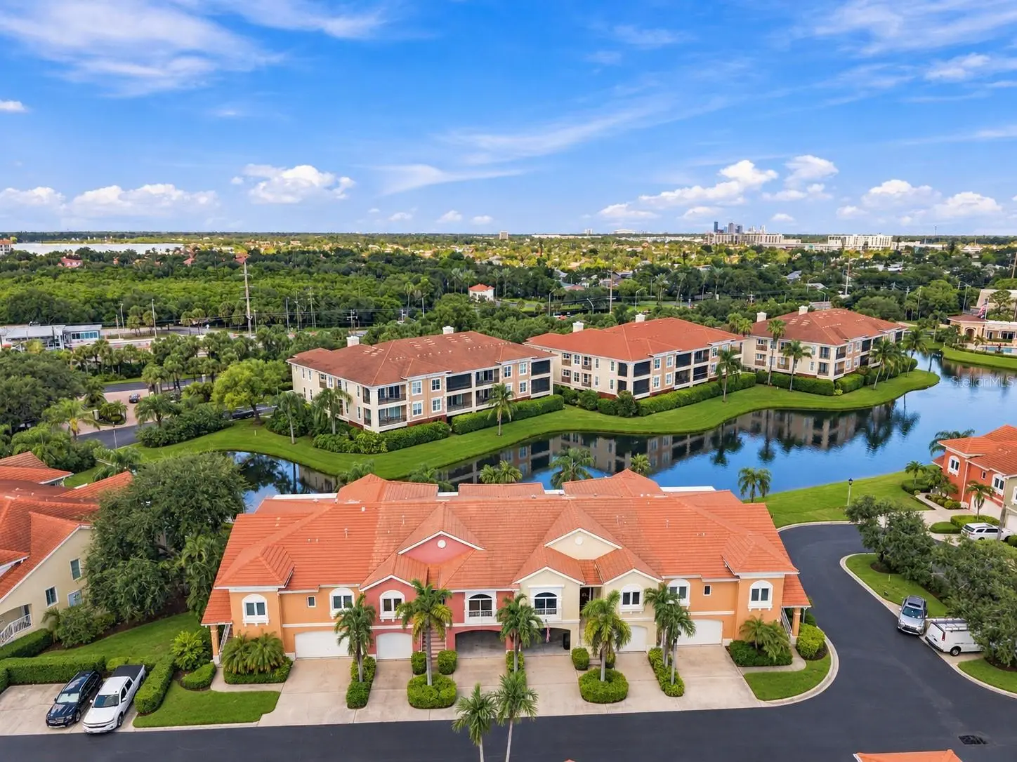 10 Lincoln Avenue, FL