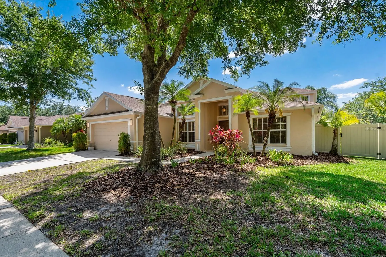 8211 Canyon Creek Way, FL