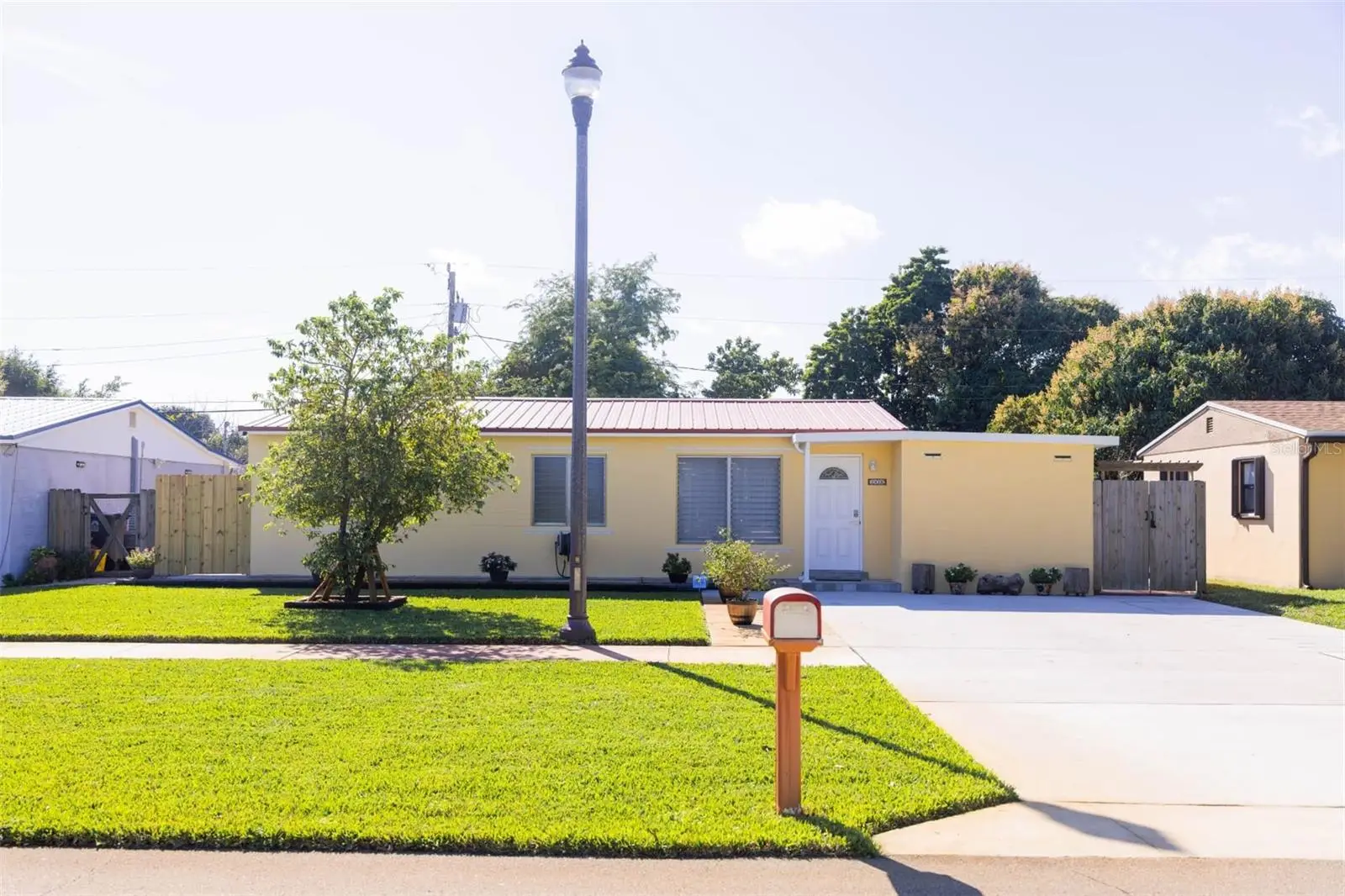2028 Bridgeman Drive, FL