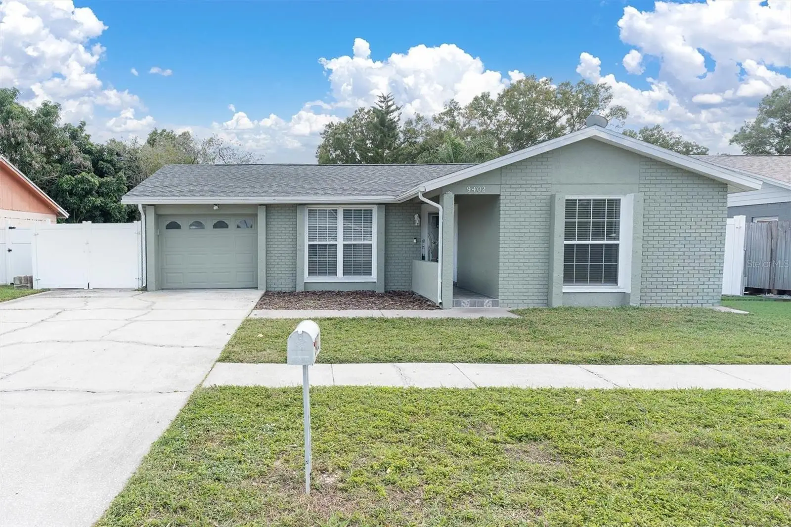 9402 Attenbury Drive, FL