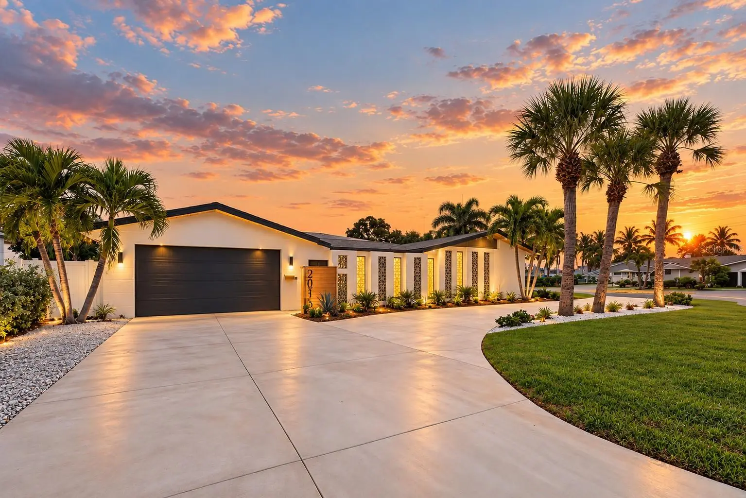 2015 Dolphin Boulevard, FL