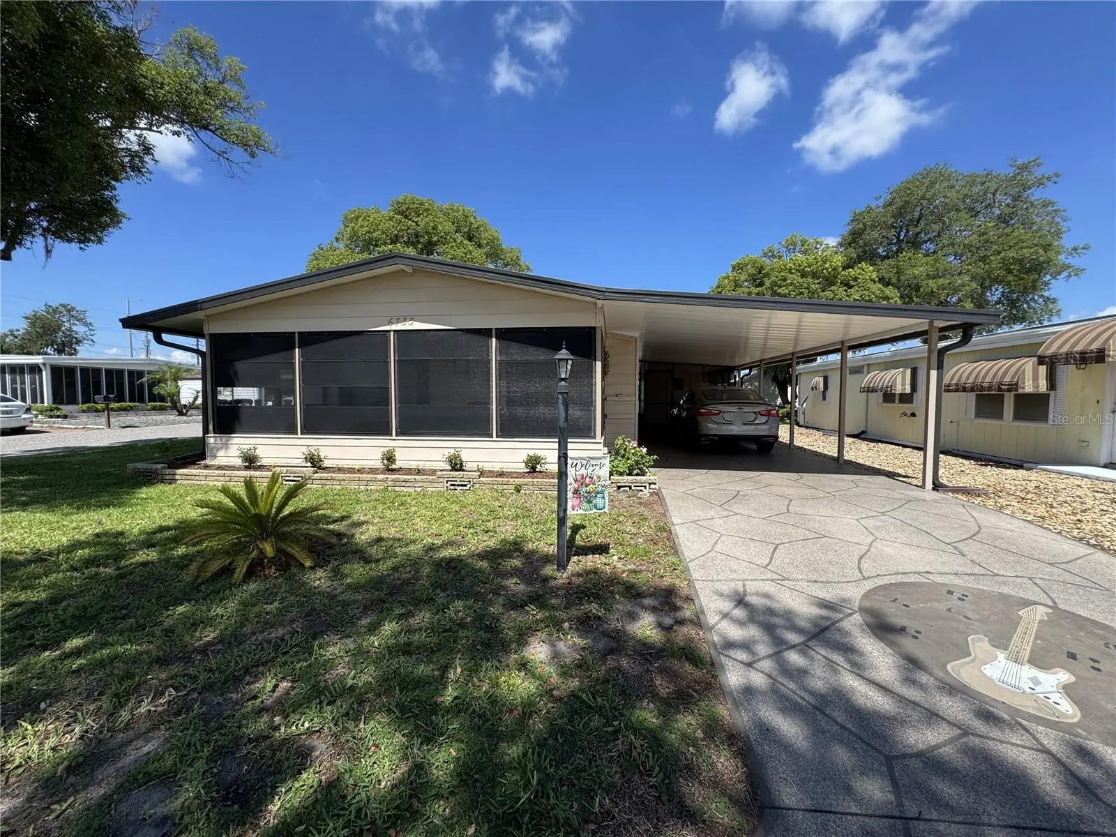 6733 Kensington Drive, FL