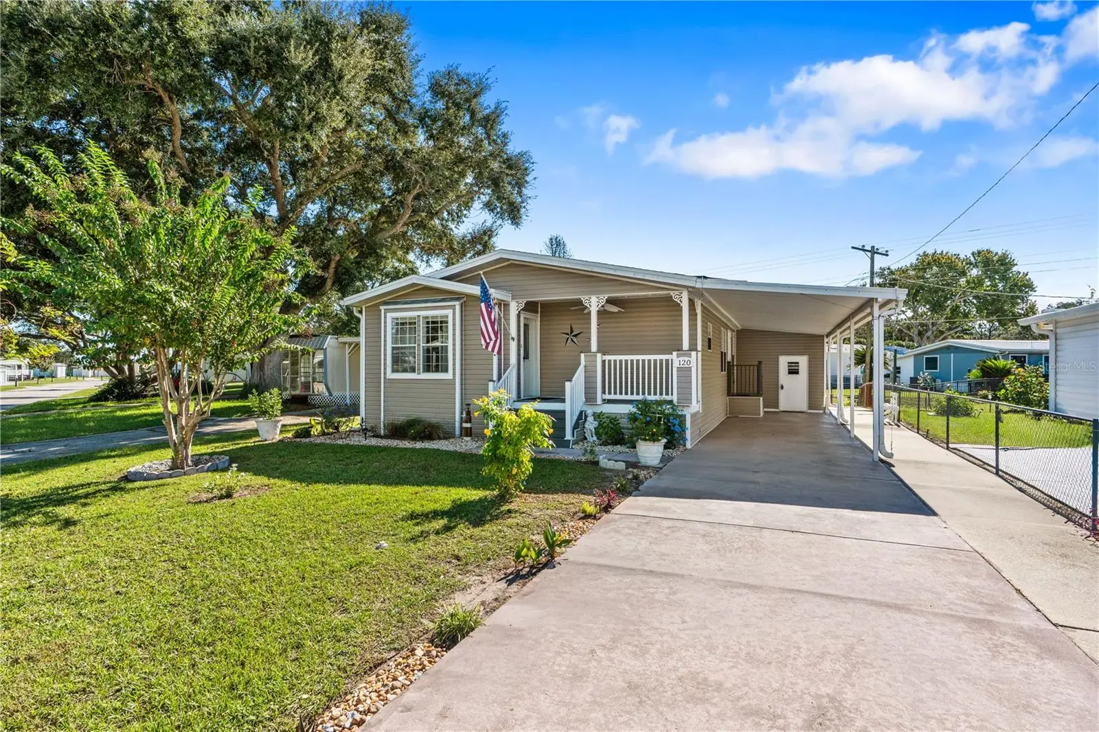 120 Ash Street, FL