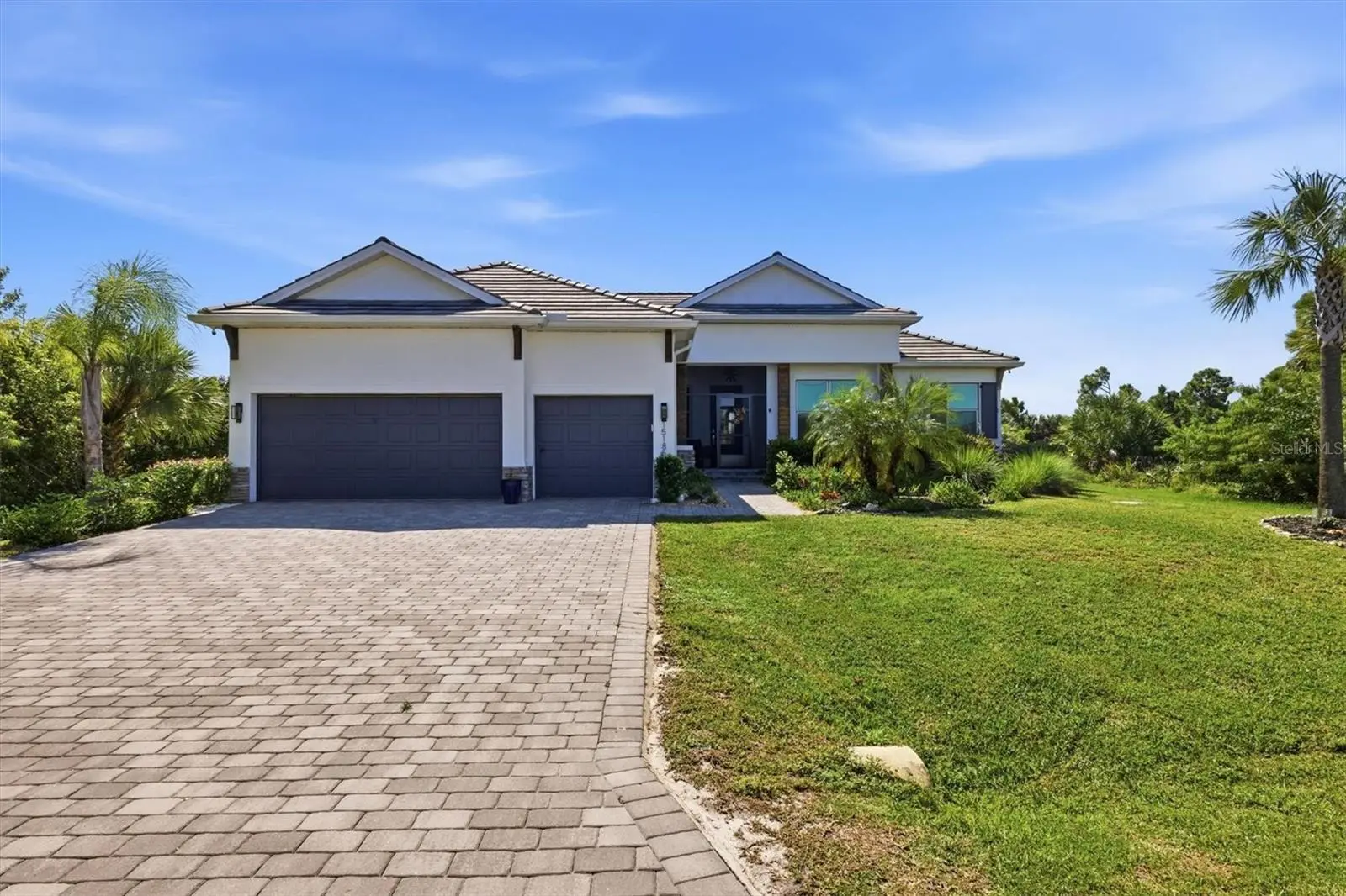 15185 Hennipen Circle, FL