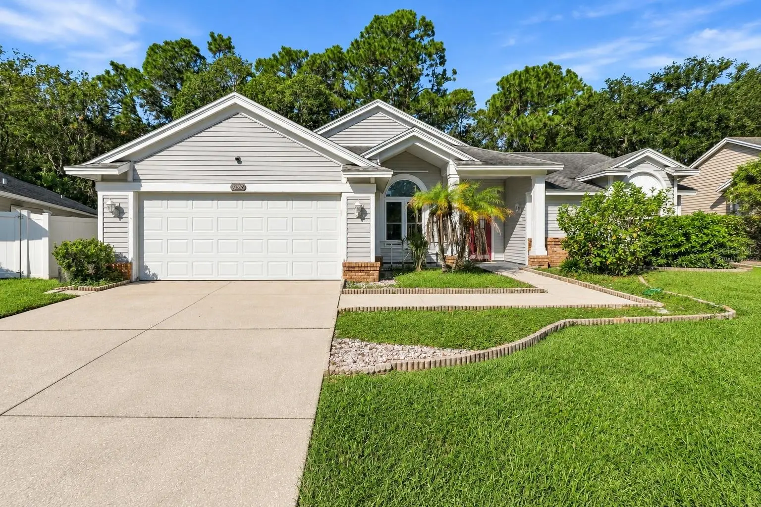 7828 Lake Placid Lane, FL