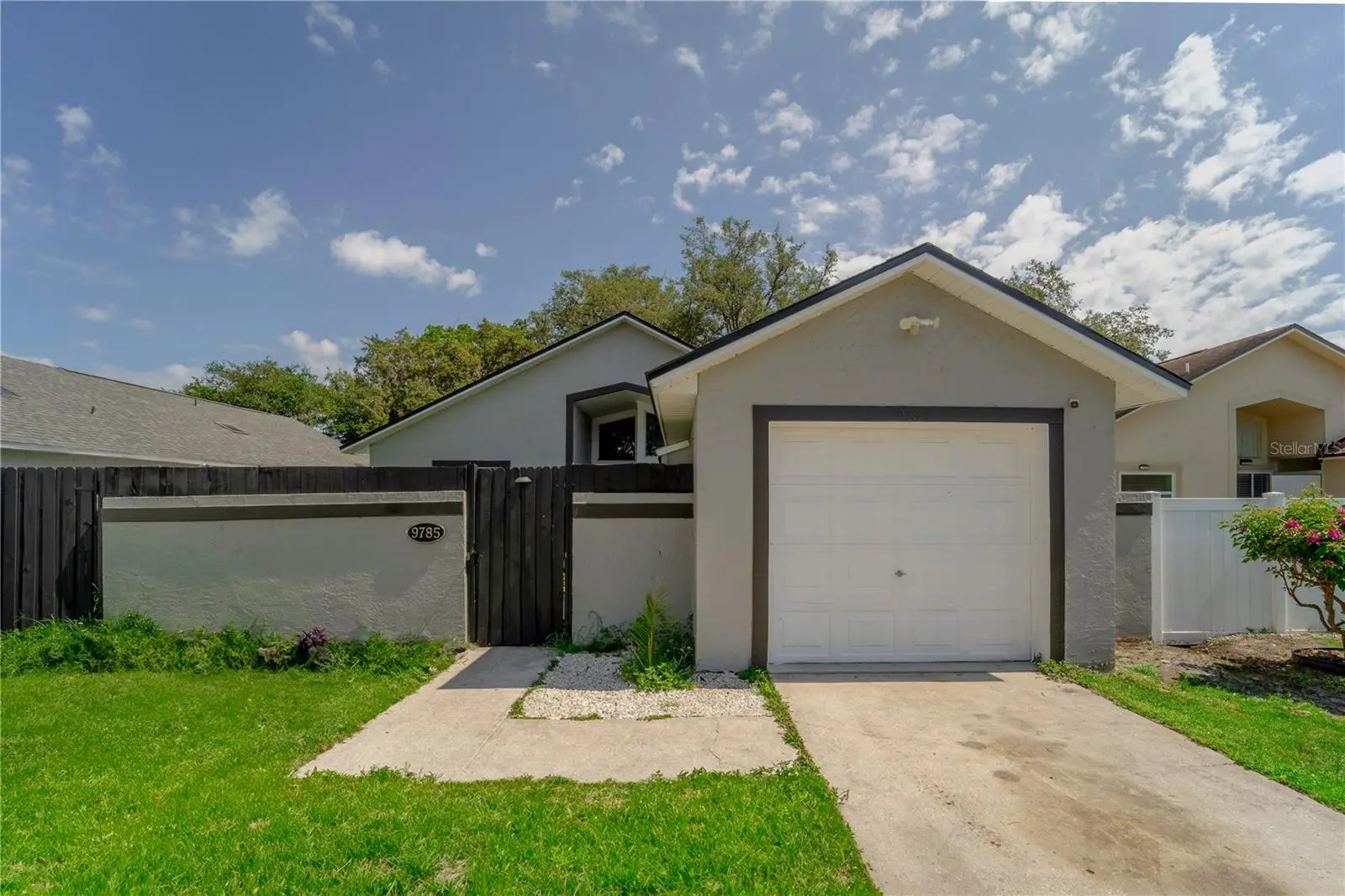 9785 Piney Point Circle, FL