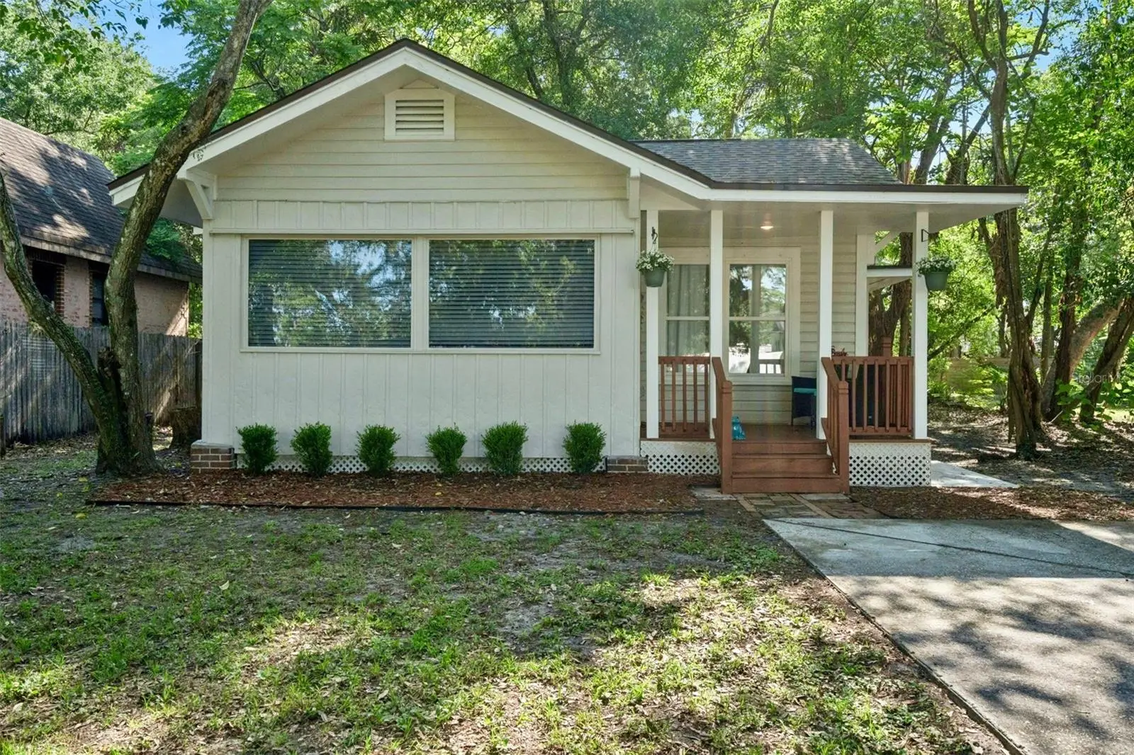 2415 Laurel Avenue, FL