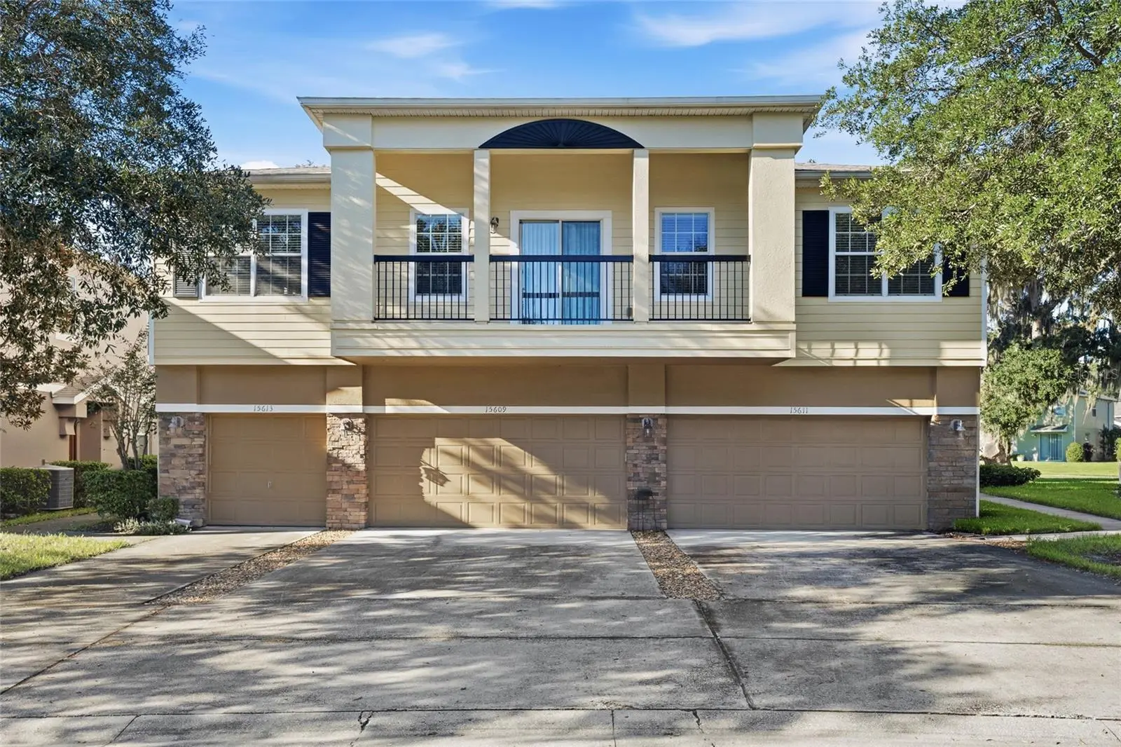15613 Boggy Oak Circle, FL
