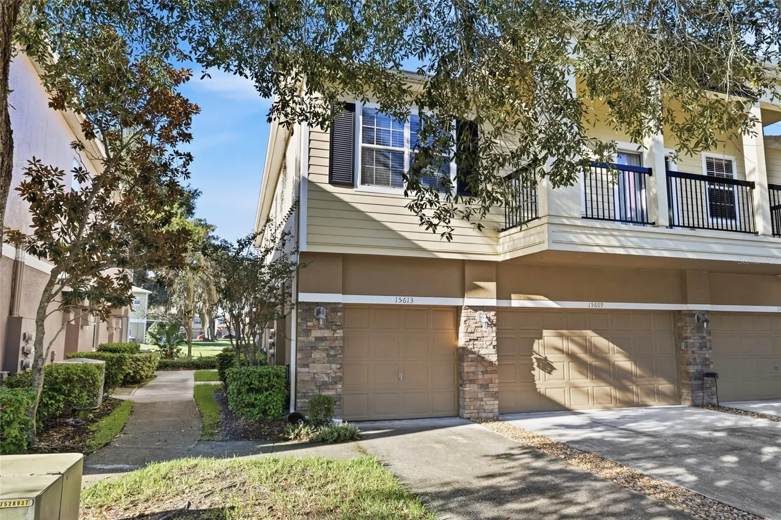 15613 Boggy Oak Circle, FL