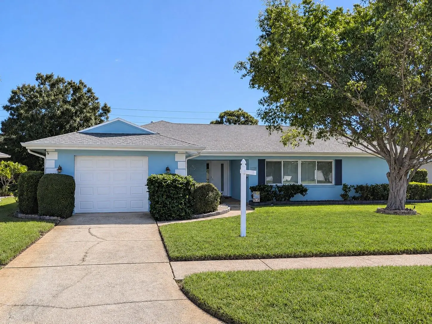 1923 Sky Drive, FL
