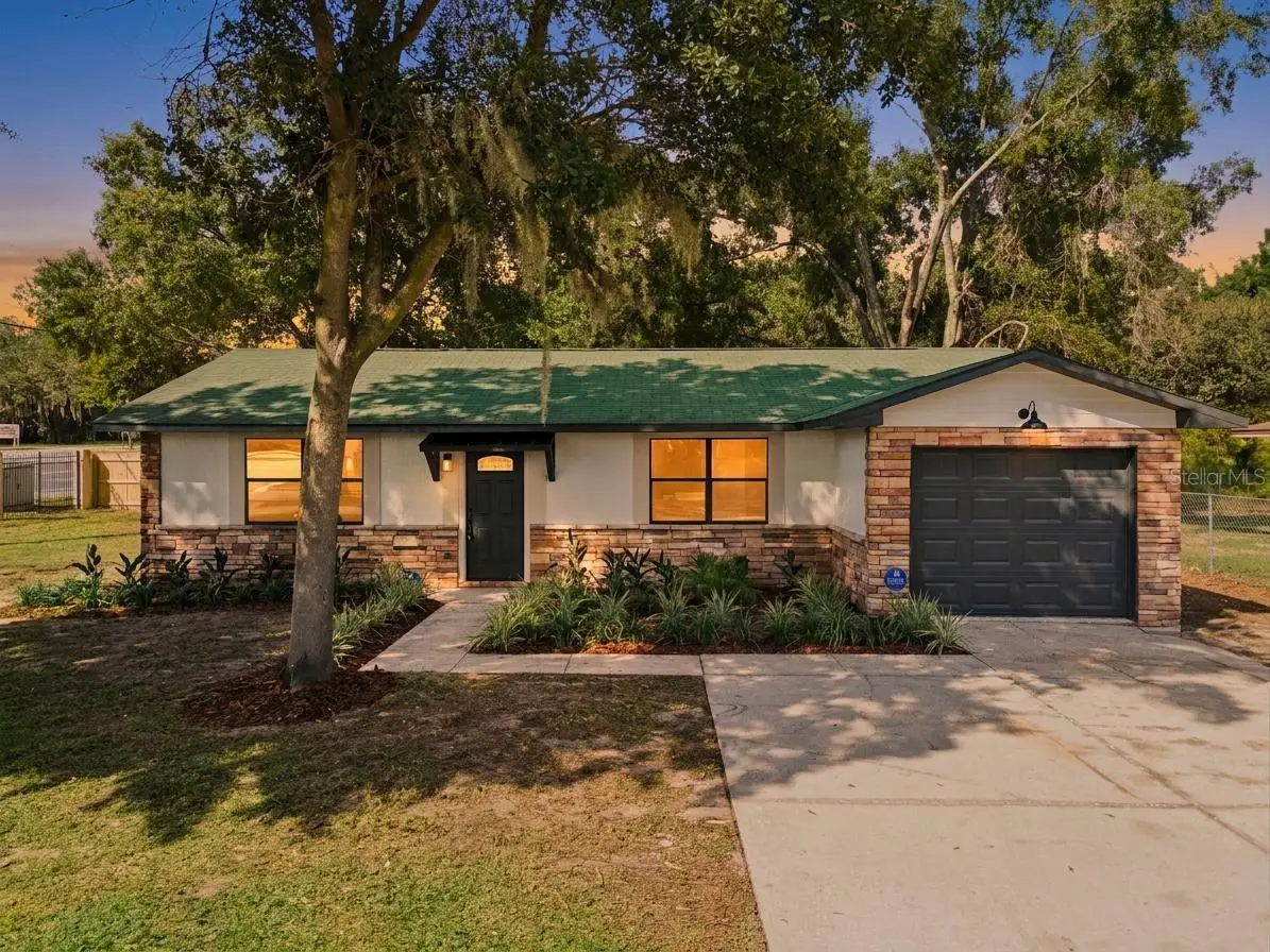 2240 Gabarone Boulevard, FL