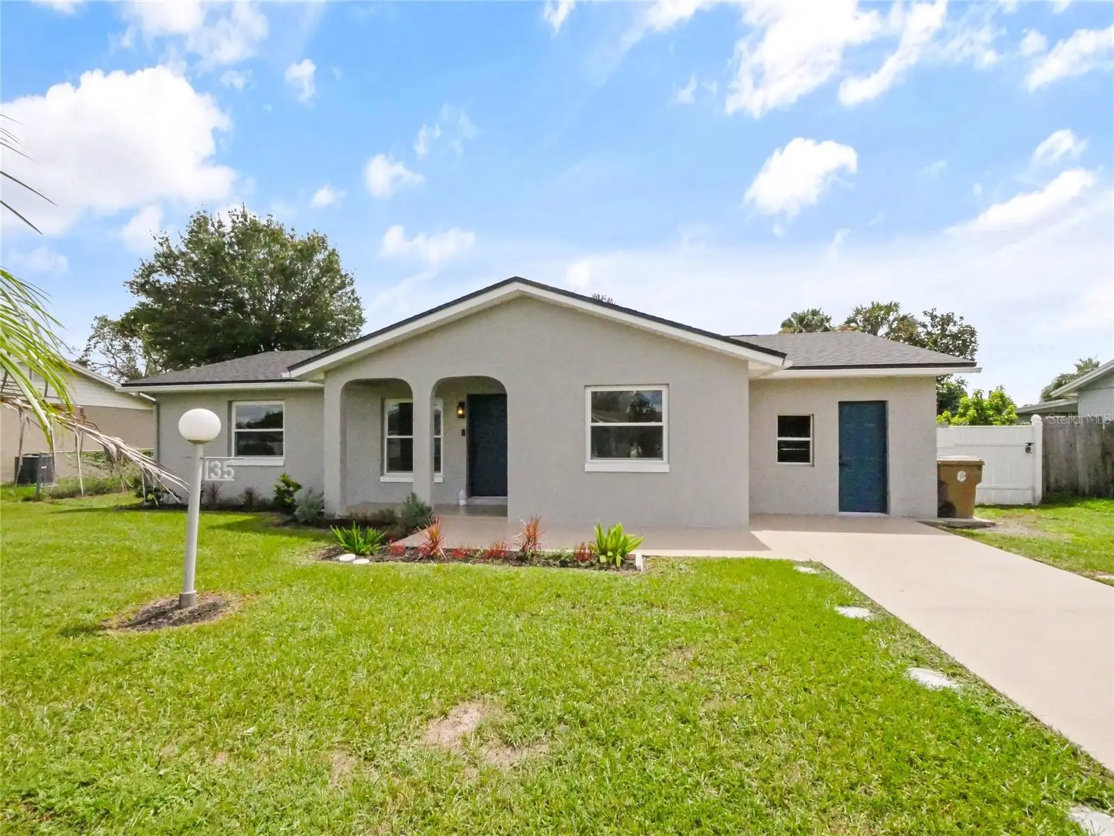 135 Iguala Drive, FL