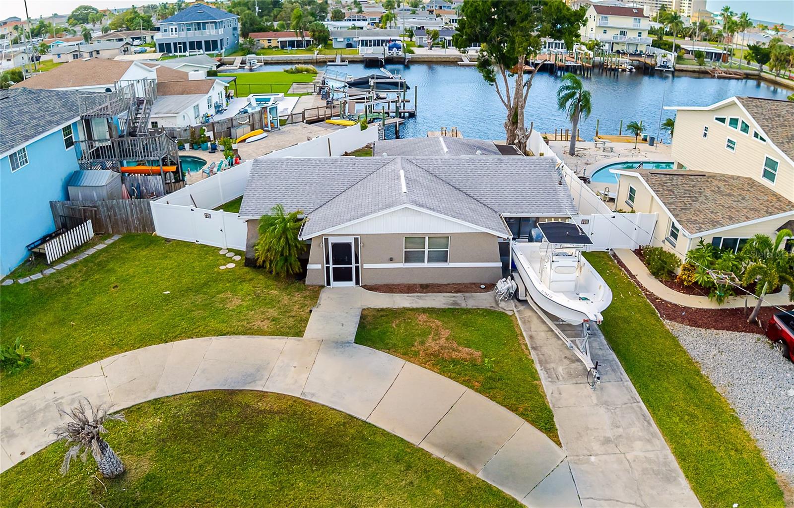 13637 Lagoon Drive, FL
