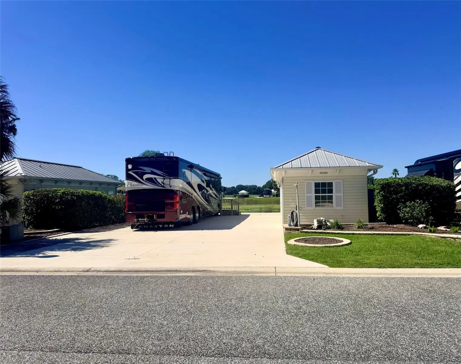9500 49th Terrace, FL