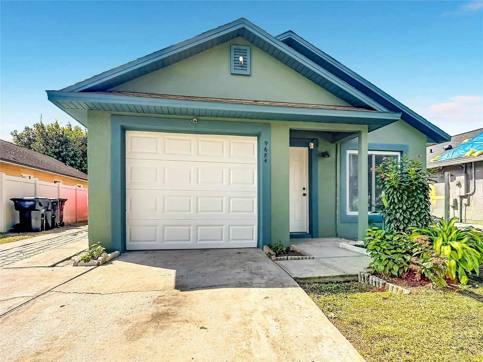 9684 Hollyhill Drive, FL