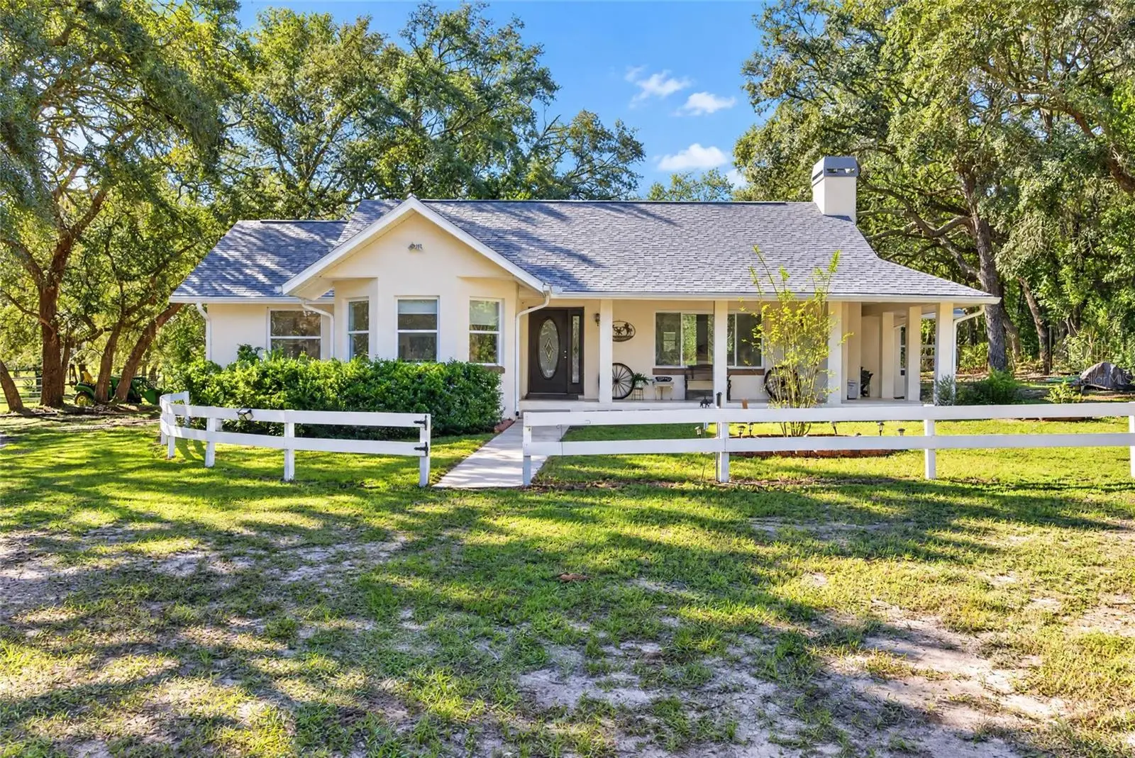 2702 Possum Court, FL