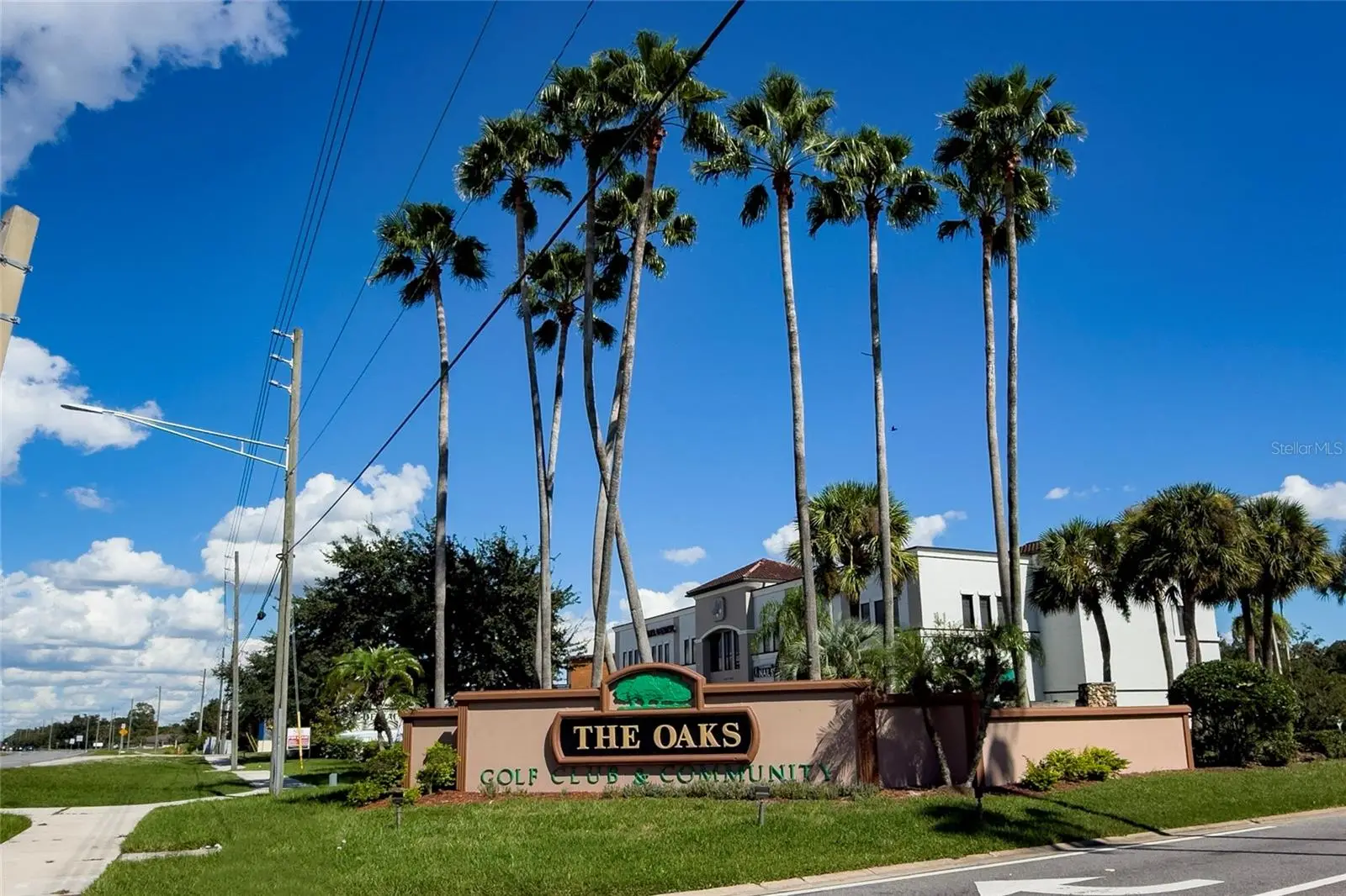 2111 Drive Way, FL
