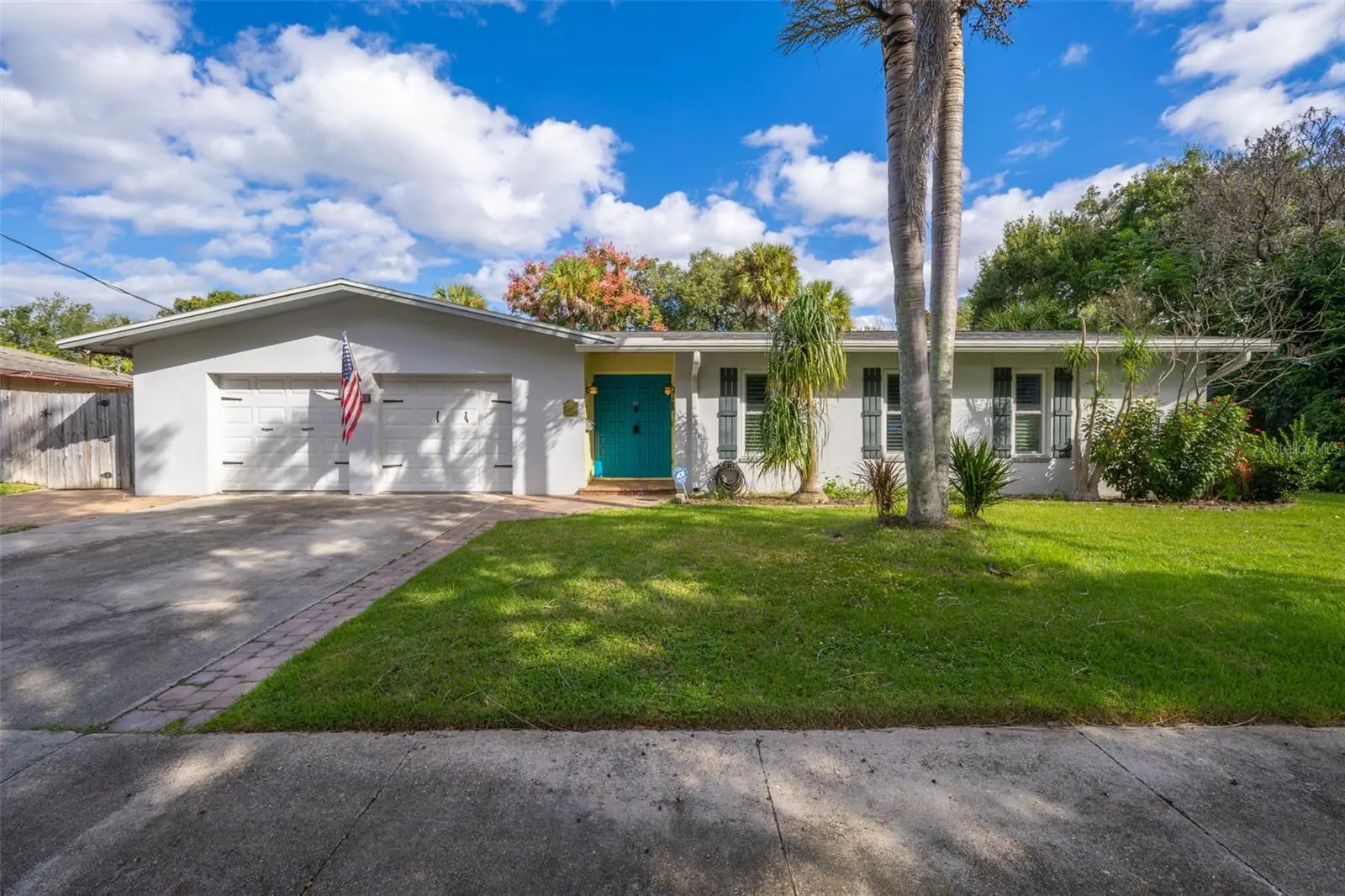 638 Orange Court, FL
