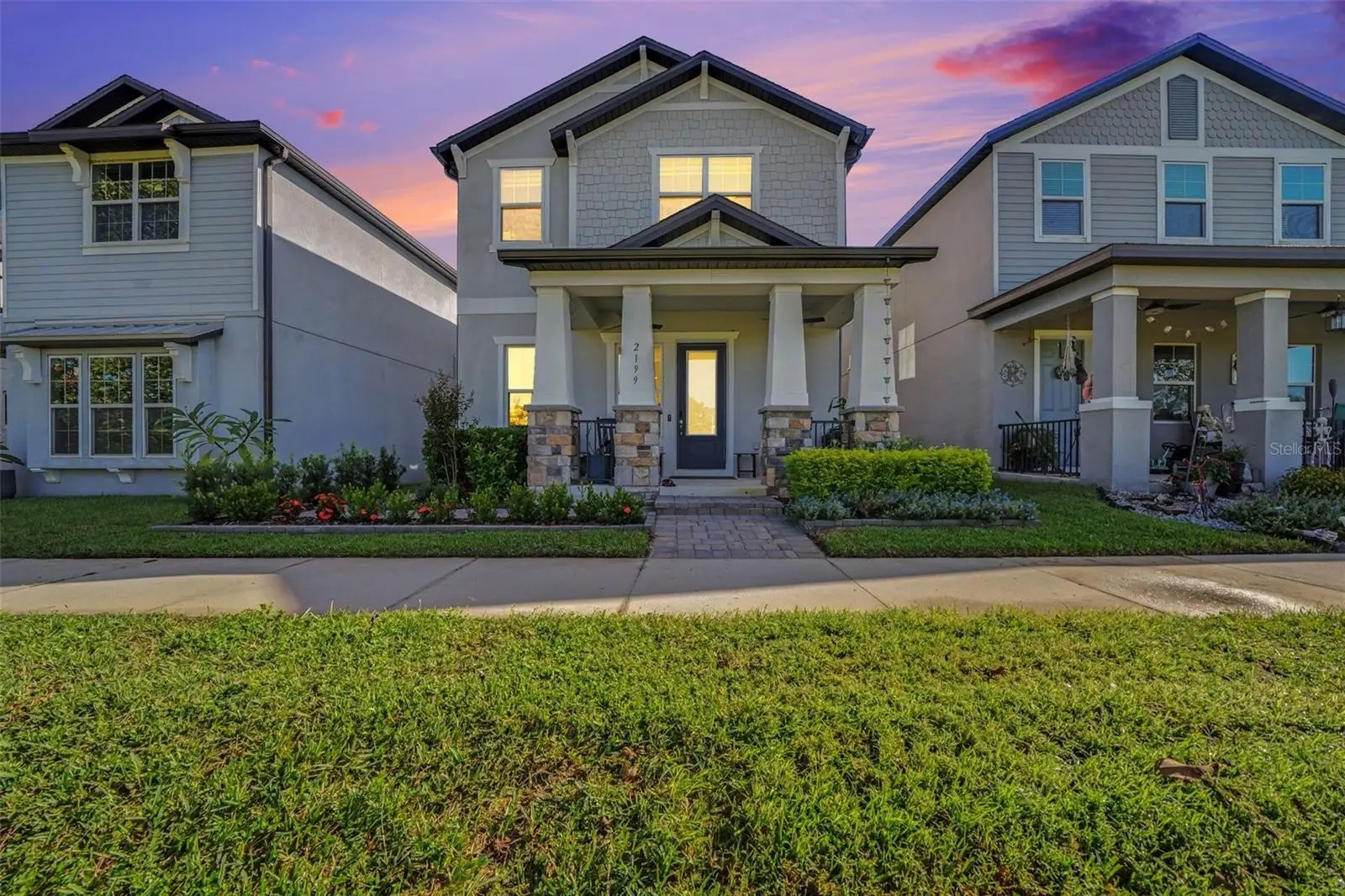 2199 White Feather Loop, FL