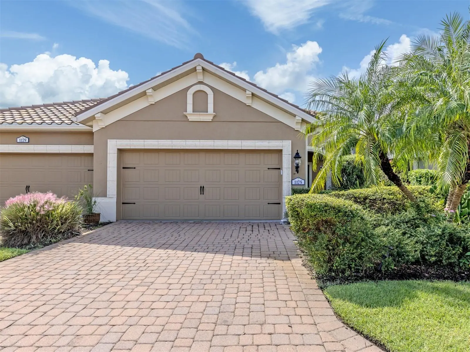 1175 Collier Place, FL