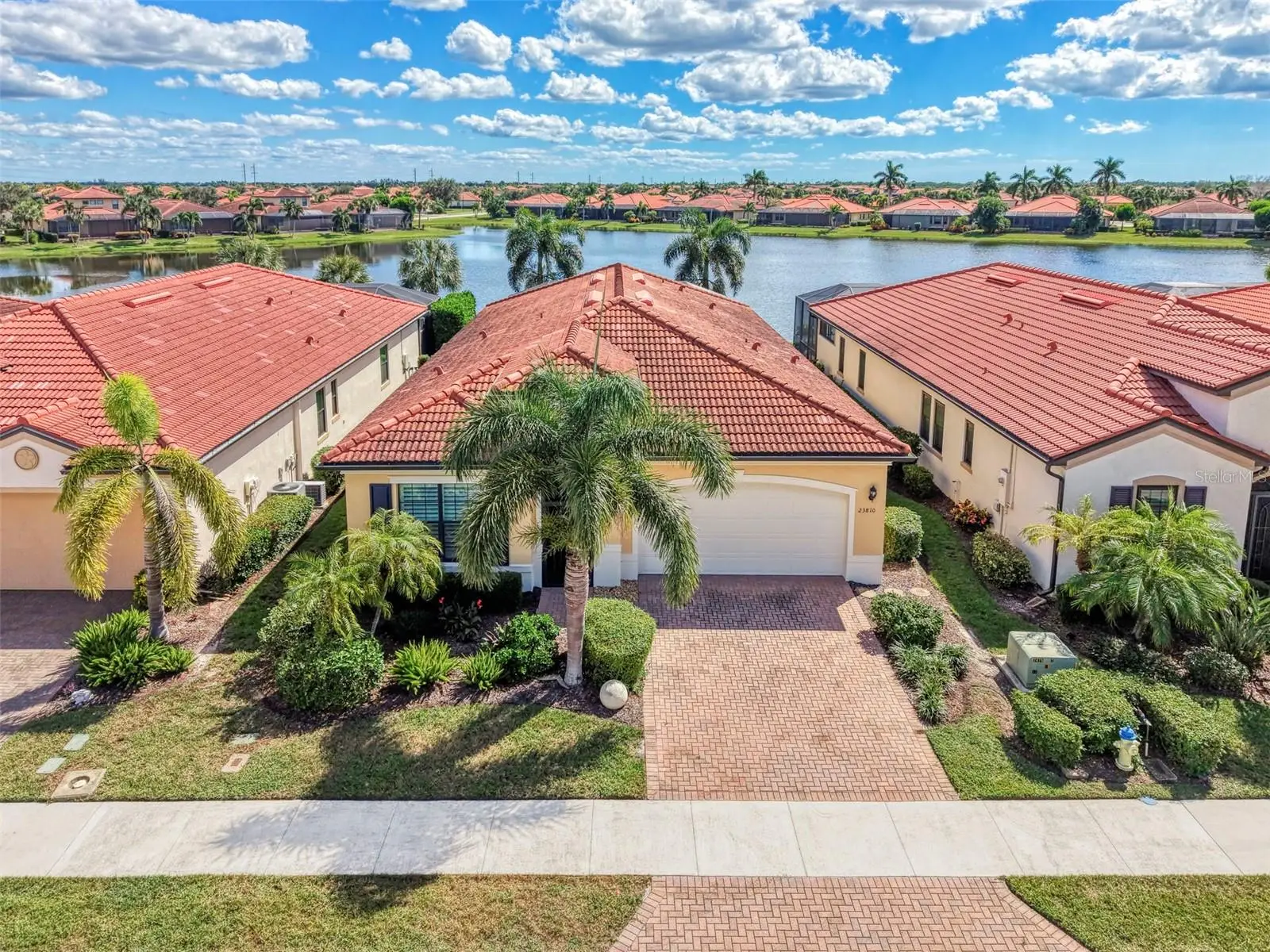 23810 Waverly Circle, FL
